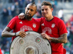 Arturo Vidal y James Rodríguez celebrando un título con el Bayern Múnich.