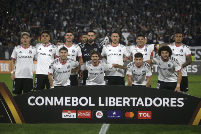 La formación que presentó Colo-Colo en su partido de Copa Libertadores frente a Boca Juniors