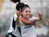 Javiera Grez celebrando su gol con Colo-Colo Femenino frente a Palestino