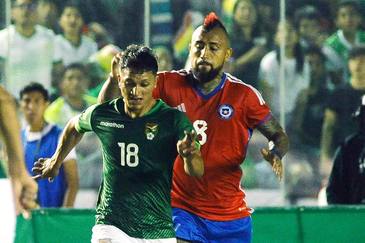 Lucas Chávez vs Selección Chilena en partido amiostoso