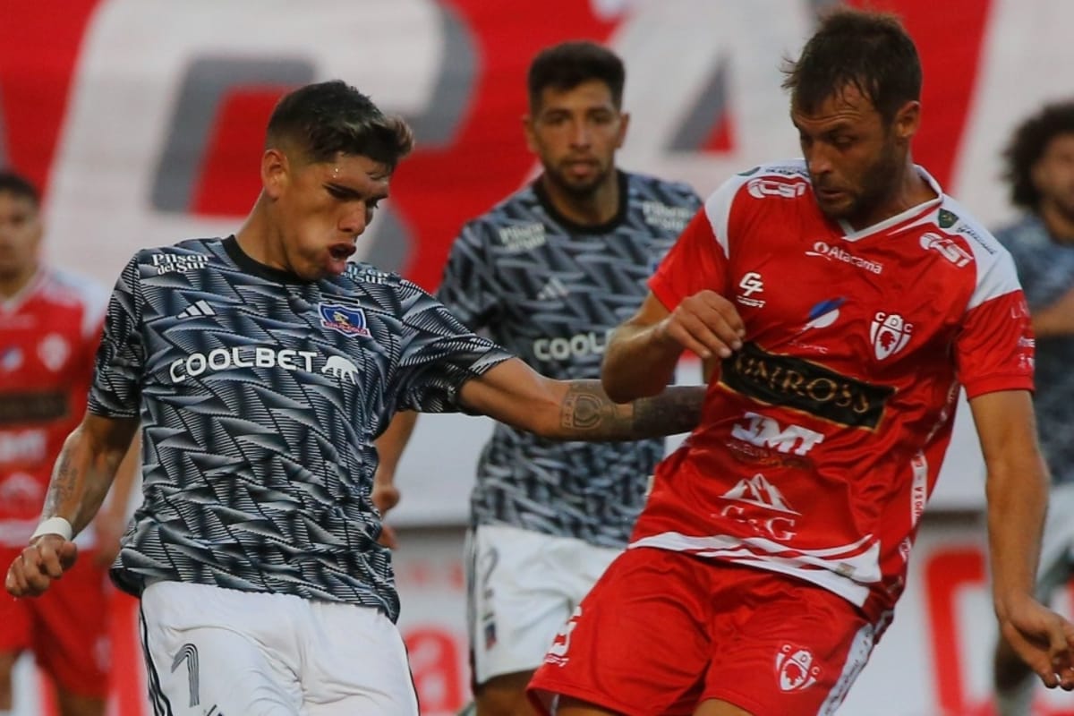 Colo-Colo enfrentando a Deportes Copiapó en el primer partido del Campeonato Nacional 2023.