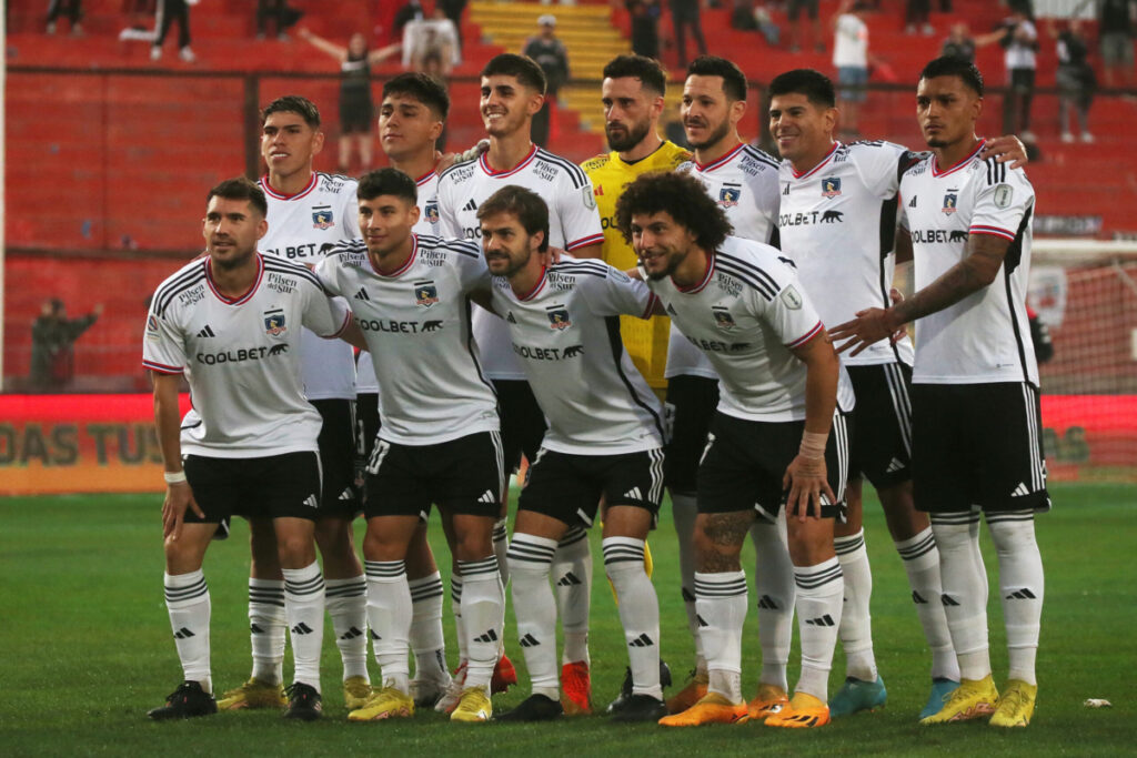 Foto de la Formación de Colo-Colo presentada en el partido frente a Unión Española de la primera rueda.