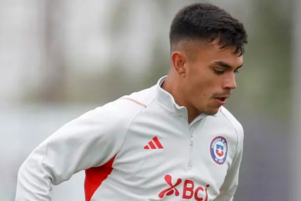 Vicente Pizarro con el buzo de la Selección Chilena en pleno entrenamiento previo a los Juegos Panamericanos de Santiago 2023.