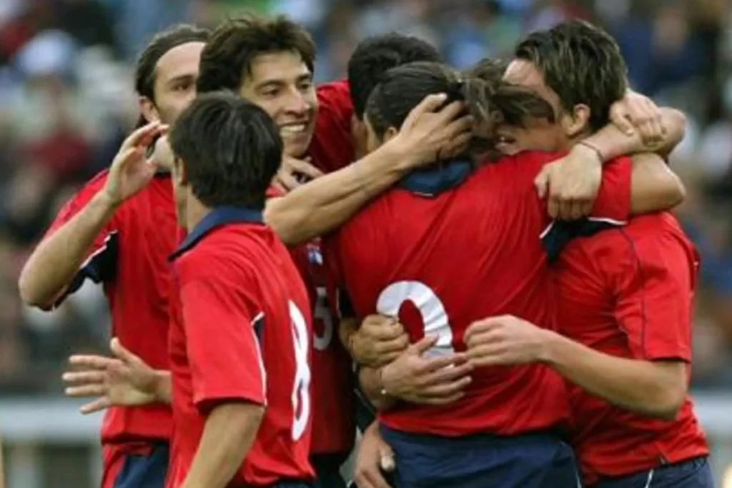 Jugadores de la Selección Chilena celebrando un gol.