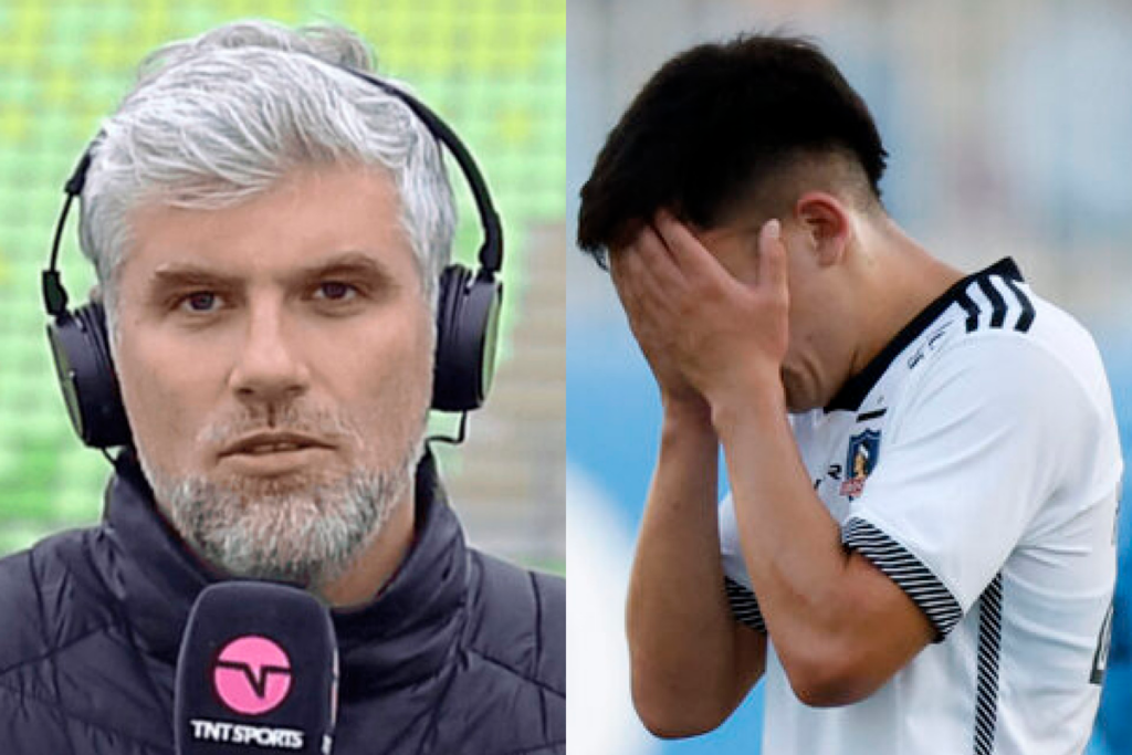 Manuel de Tezanos con cara de seriedad con el micrófono de TNT Sports, mientras que a mano derecha un jugador de Colo-Colo se toma el rostro en clara señal de lamento.