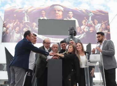 Presentación de cronómetro para el centenario de Colo-Colo en el Estadio Monumental