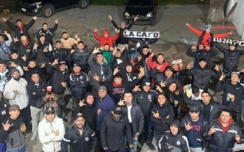 Hinchas de Colo-Colo en Paraguay