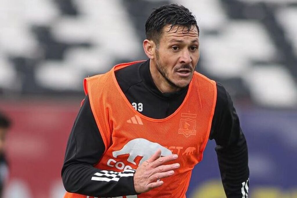 Primer plano de Ramiro González entrenando en Colo-Colo.