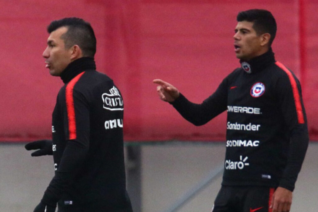 Jugadores de La Roja durante un entrenamiento en Juan Pinto Durán