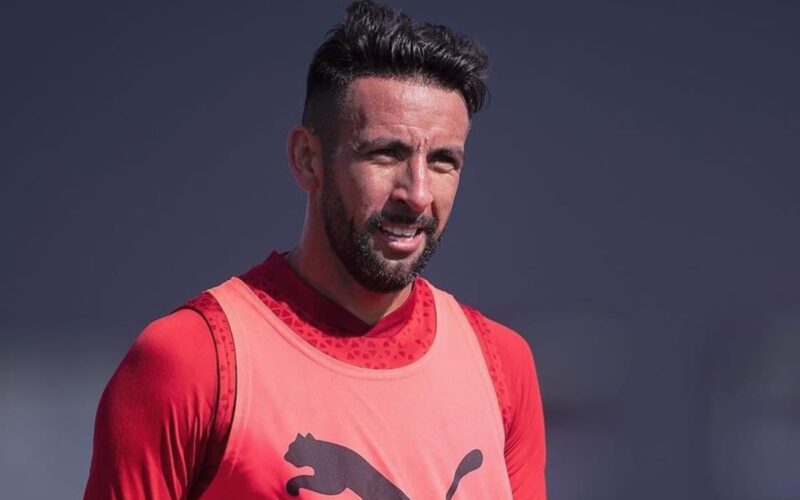 Mauricio Isla durante un entrenamiento con Independiente de Avellaneda.