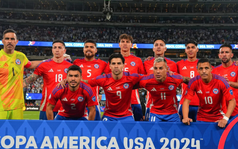 Formación de la Selección Chilena para enfrentar a Argentina en la Copa América