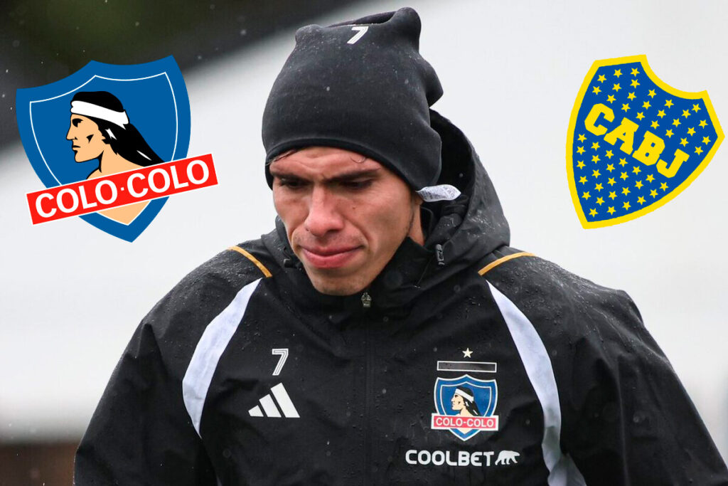 Primer plano de Carlos Palacios con los escudos de Colo-Colo y Boca Juniors.
