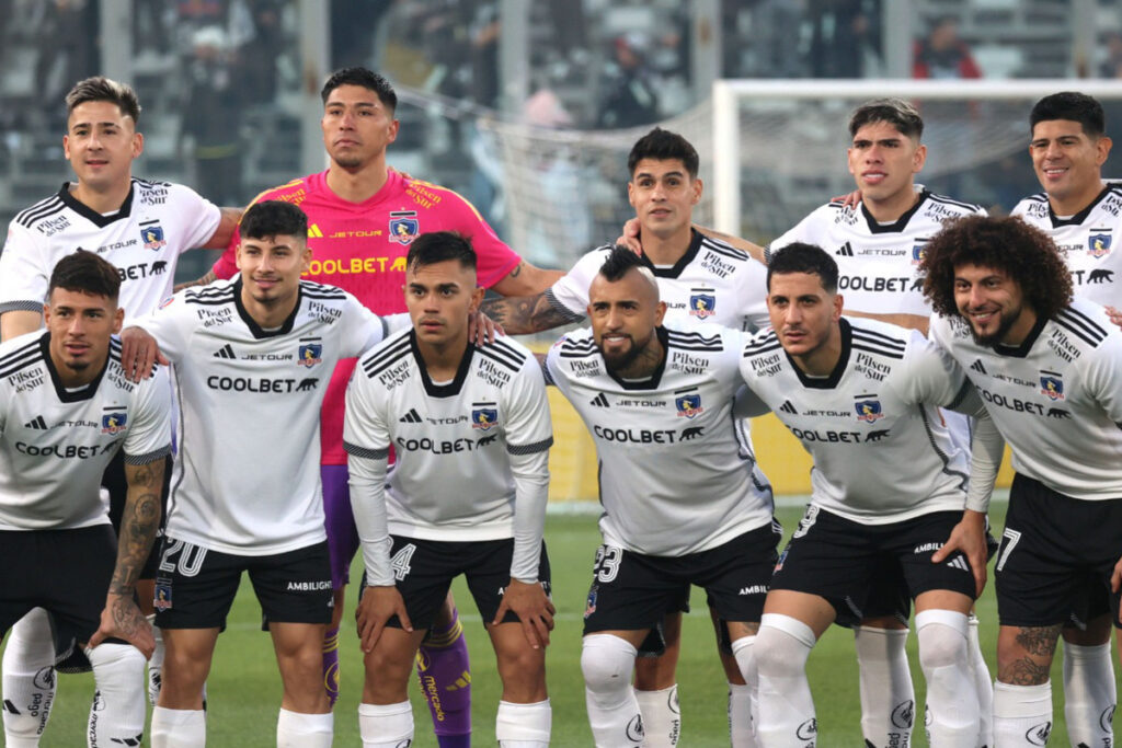 Formación de Colo-Colo para enfrentar a Deportes Santa Cruz por Copa Chile.