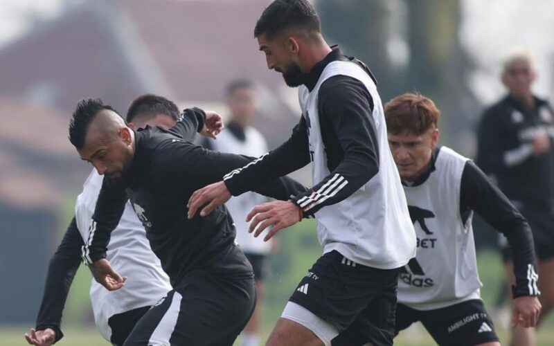 Entrenamiento de Colo-Colo en el Estadio Monumental.