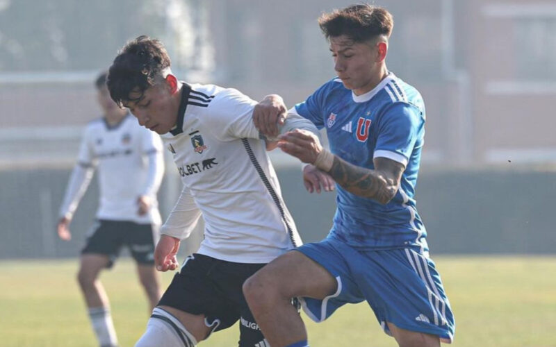 Colo-Colo Proyección frente a Universidad de Chile.