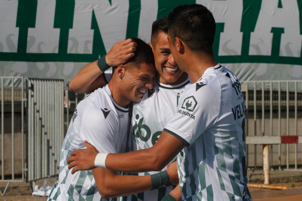 Lucas Cepeda y Carlos Muñoz por Santiago Wanderers.