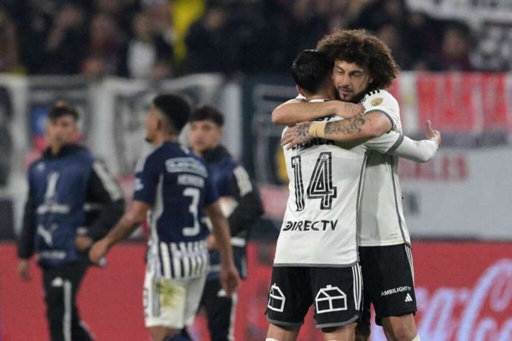 Zavala y Falcón celebrando el triunfo ante Junior.