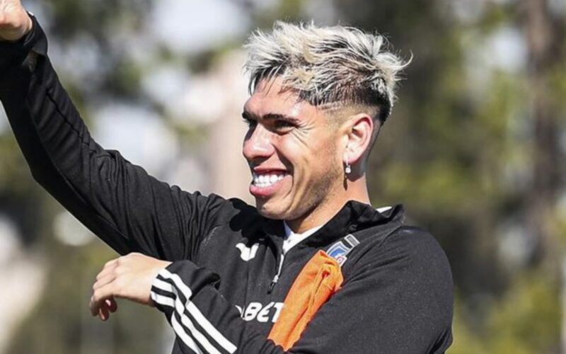 Carlos Palacios durante un entrenamiento de Colo-Colo.