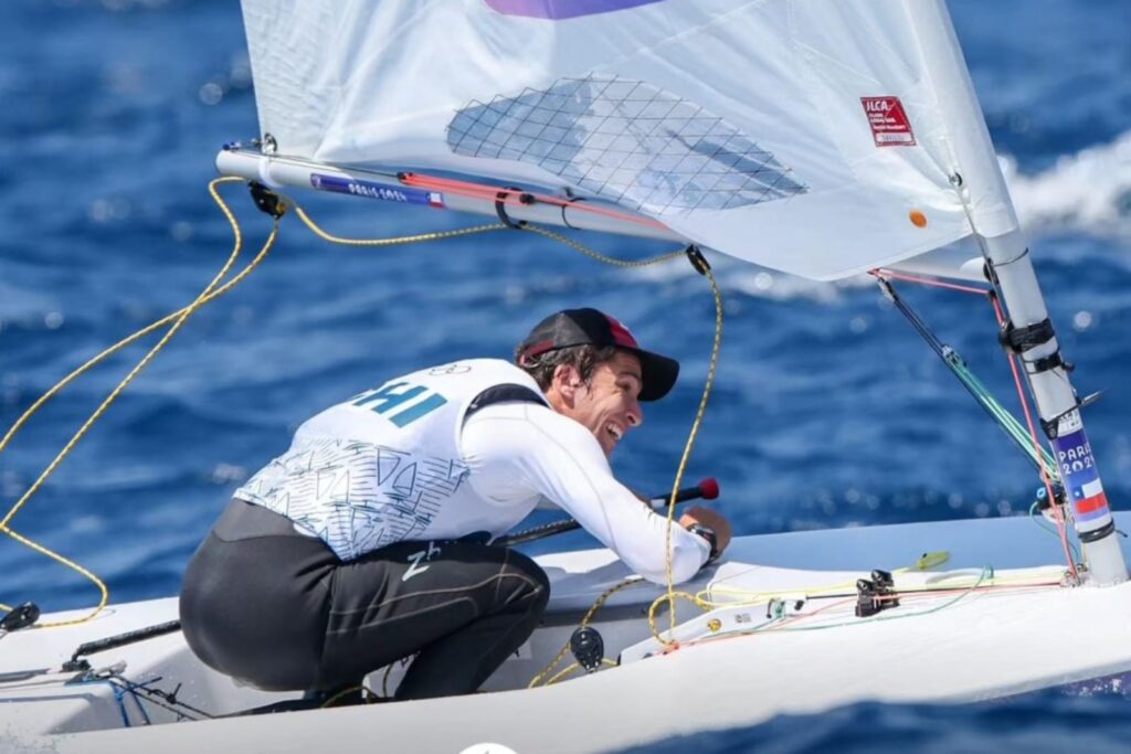 Clemente Seguel compitiendo en vela.