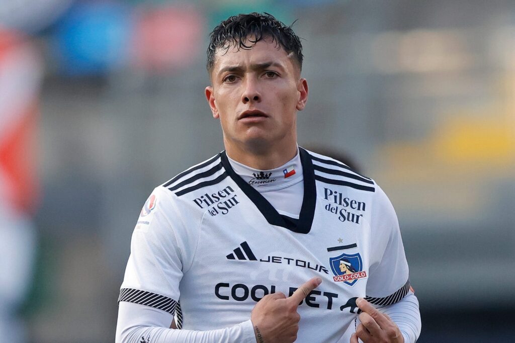 Cristián Zavala celebrando un gol contra Audax Italiano.