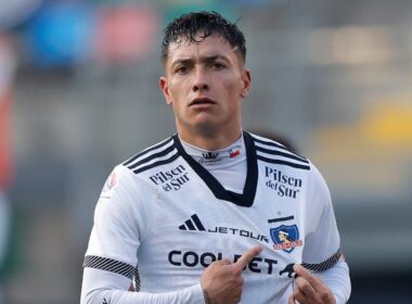 Cristián Zavala celebrando un gol contra Audax Italiano.