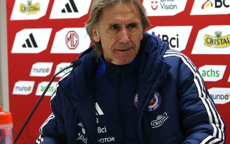 Ricardo Gareca durante una conferencia de prensa donde entregó una lista de 26 jugadores para la próximo doble fecha de Eliminatorias.