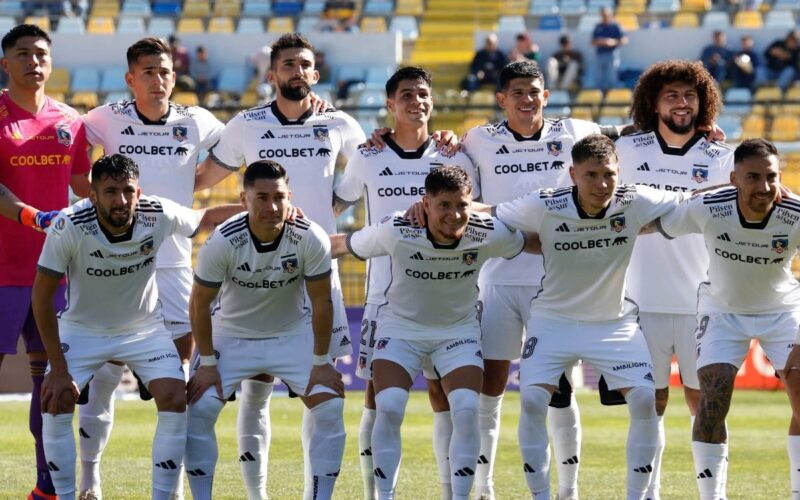 La formación de Colo-Colo para enfrentar a Everton en el Campeonato Nacional.