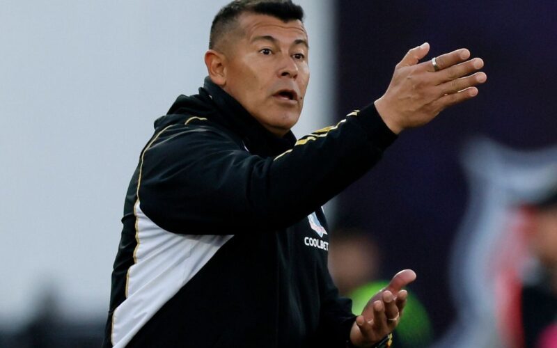 Jorge Almirón durante el partido frente a Universidad de Chile.