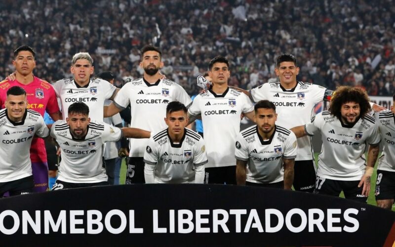 Formación de Colo-Colo para enfrentar a Junior por Copa Libertadores.