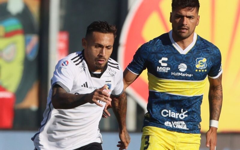 Marcos Bolados en el duelo de Colo-Colo frente a Everton