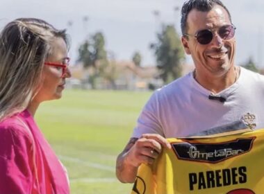 Esteban Paredes presentado como gerente deportivo de Santiago Morning.