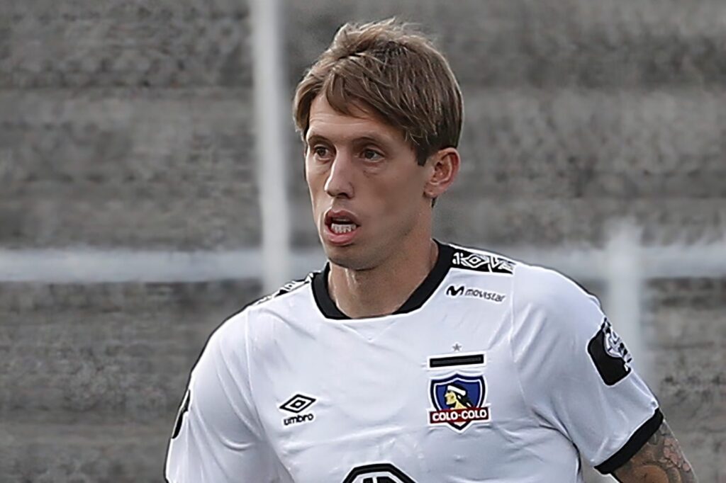 Iván Rossi con la camiseta de Colo-Colo durante la temporada 2019.