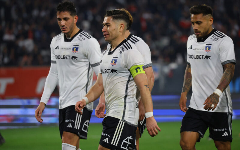 Jugadores de Colo-Colo en el Estadio Monumental.