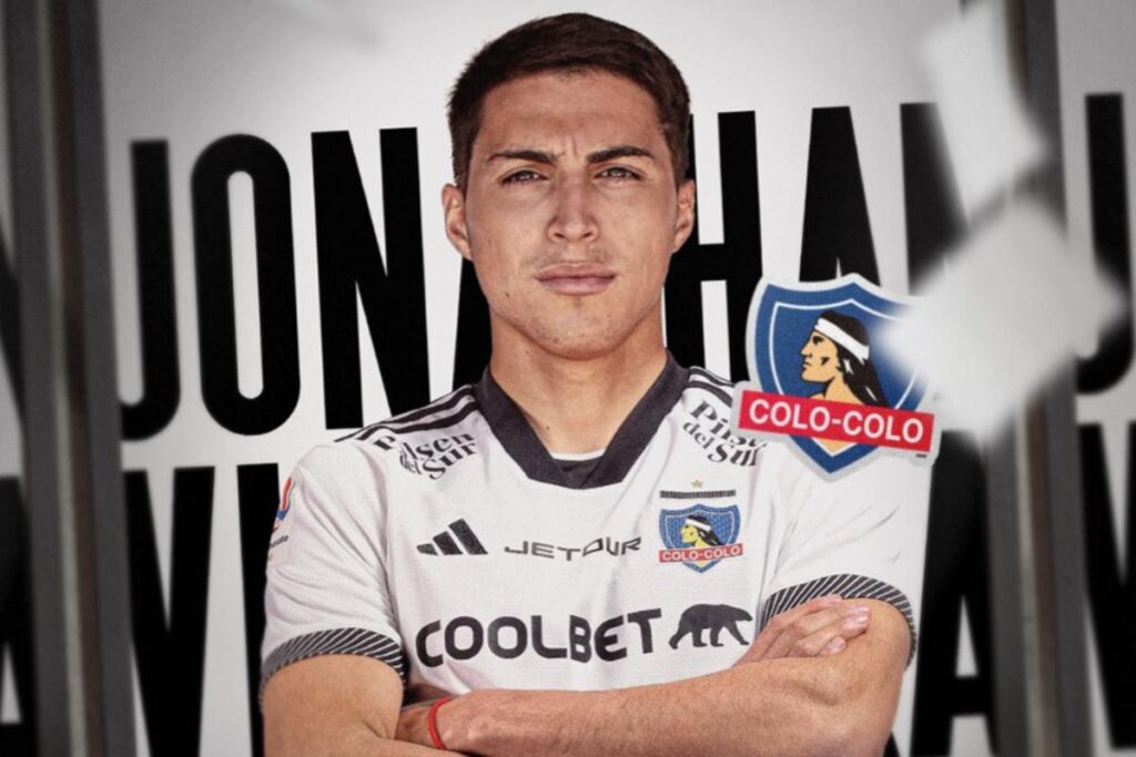 Jonathan Villagra fue oficializado como jugador de Colo-Colo.