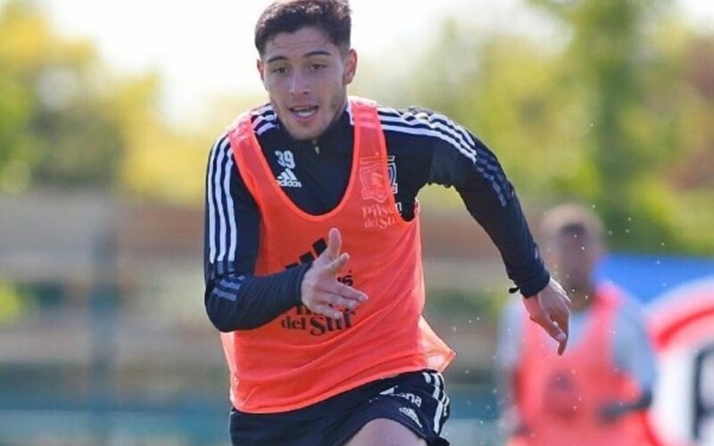 David Tati entrenando en Colo-Colo.