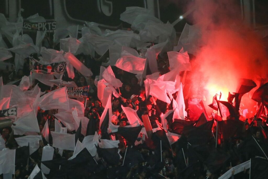 Colo-Colo recibirá a River Plate en el Estadio Monumental.