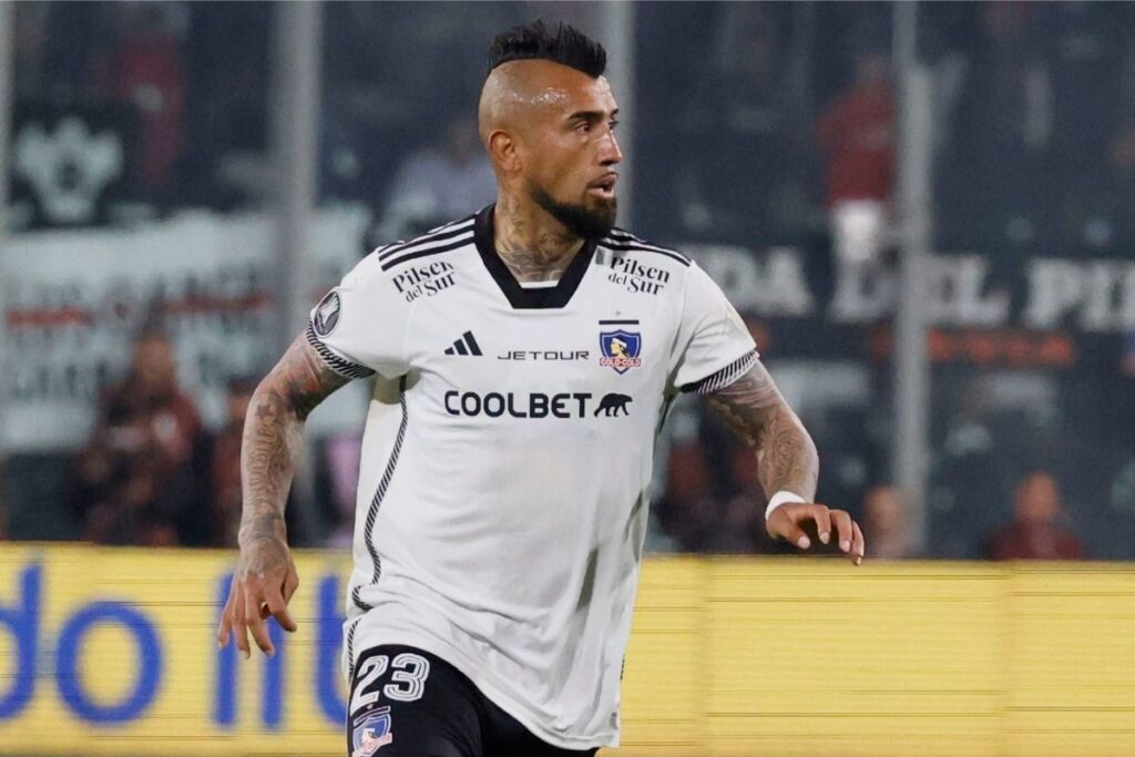 Arturo Vidal durante el partido frente a River Plate.