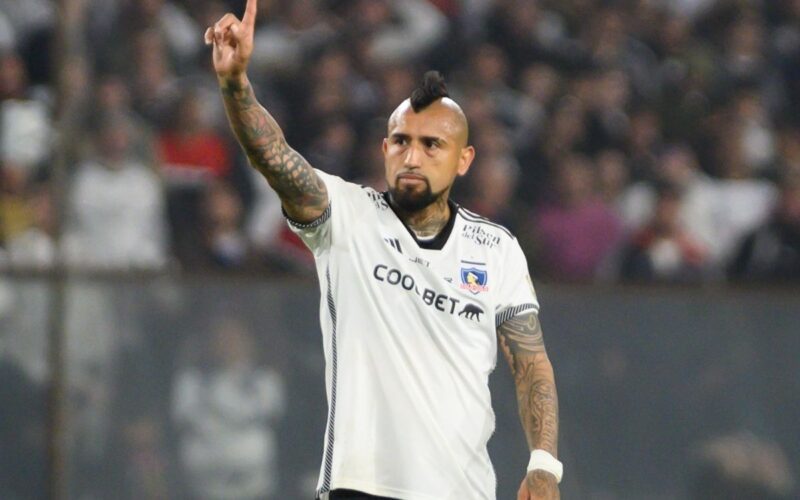 Arturo Vidal durante el partido frente a River Plate.