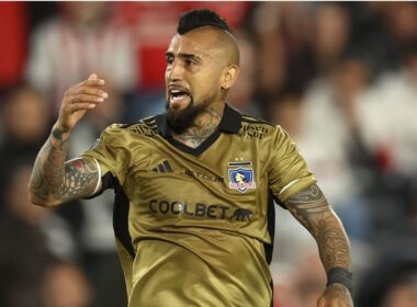 Arturo Vidal durante el partido frente a River Plate por Copa Libertadores.