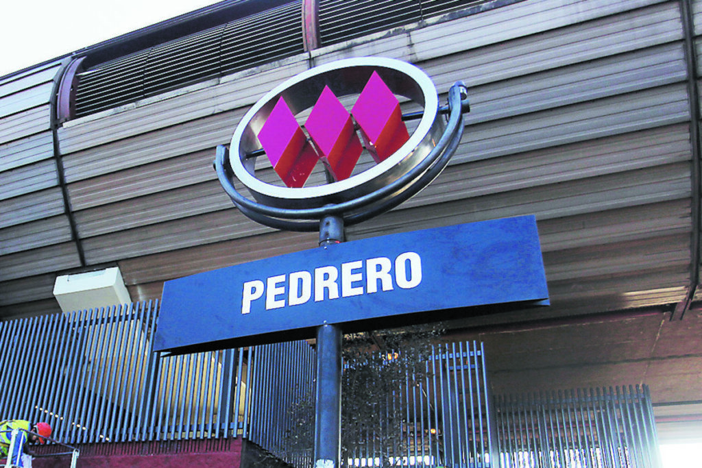 Estación Pedrero del Metro de Santiago.