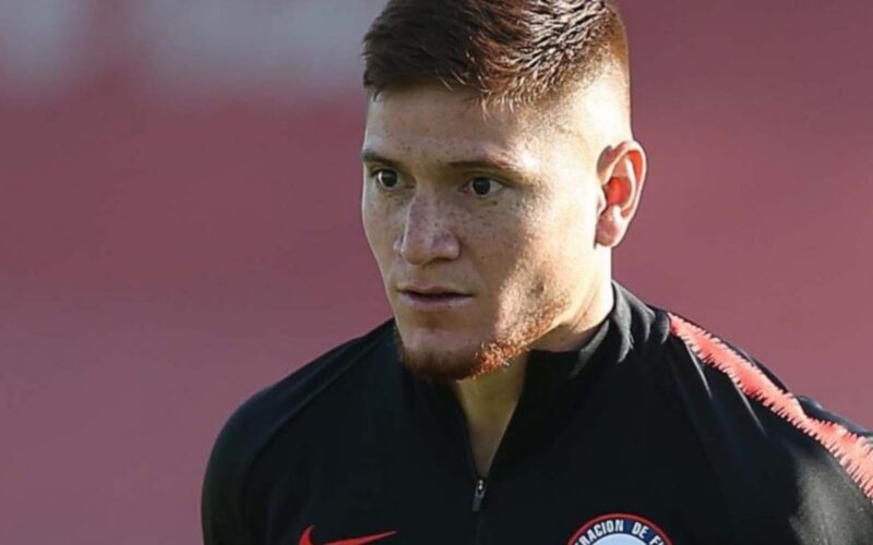 Leonardo Gil entrenando con la Selección Chilena.