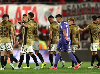 Futbol, River Plate vs Colo Colo. Cuartos de Final, Copa Libertadores 2024. Jugadores de Colo Colo durante el partido de copa libertadores contra River Plate disputado en el estadio Monumental en Buenos Aires, Argentina. 24/09/2024 Alejandro Pagni/Photosport Football, River Plate vs Colo Colo. Quarter finals, Copa Libertadores 2024. Colo Colo's player during the copa libertadores match against River Plate at the Monumental stadium in Buenos Aires, Argentina. 24/09/2024 Alejandro Pagni/Photosport