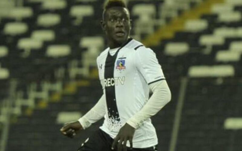 Modou Jadama jugando por Colo-Colo.