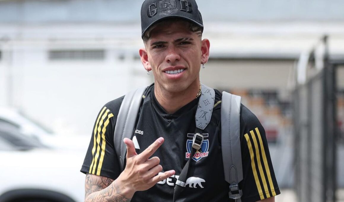 Carlos Palacios con Colo-Colo