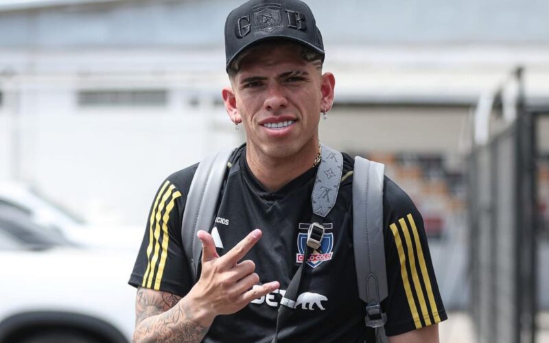 Carlos Palacios con Colo-Colo