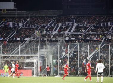 Hinchad de Colo-Colo en un partido vs Unión la Calera en el Estadio Monumental.