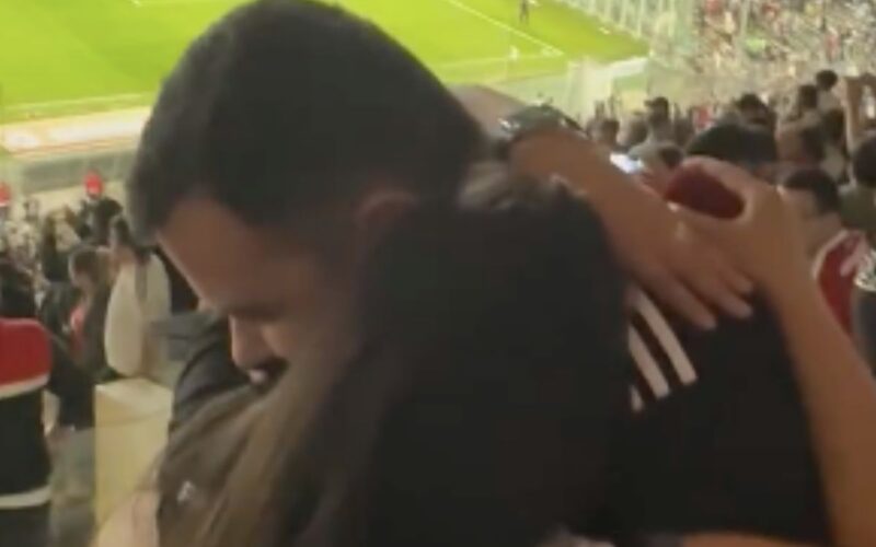 pedida de matrimonio en el Estadio Monumental.