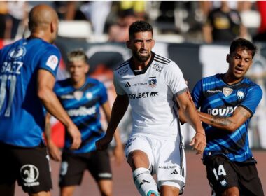 Emiliano Amor en el partido de Colo-Colo frente a Huachipato.