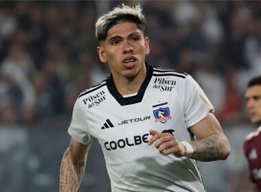 Carlos Palacios durante el partido de Colo-Colo frente a River Plate