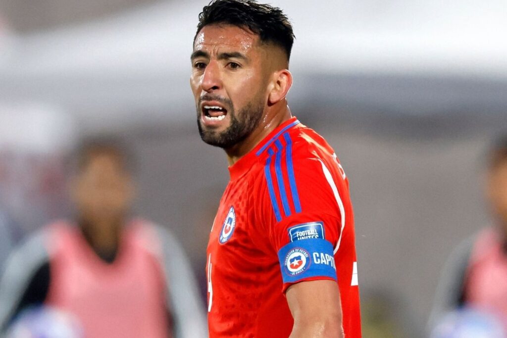 Mauricio Isla en la Selección Chilena